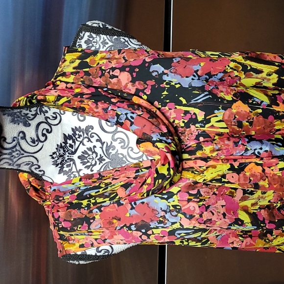 NWOT Fashion Tunic - Picture 2 of 10